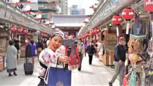 Shop-Stroll-Through-Tokyos-Most-Historic-Neighborhood-Virtual-Experience